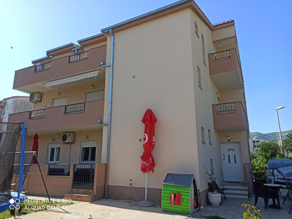 Apartments Feral Kaštela Exterior foto